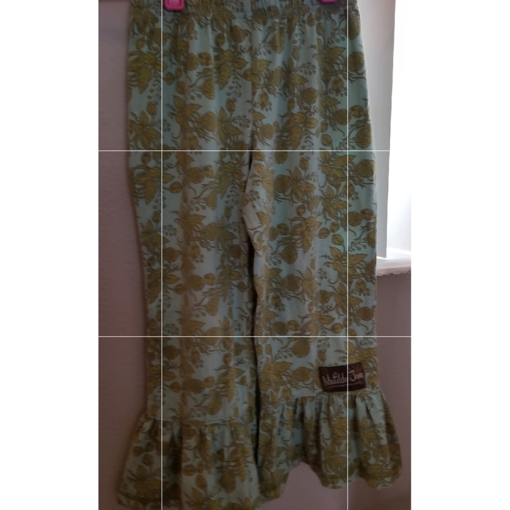 Ruffle pants